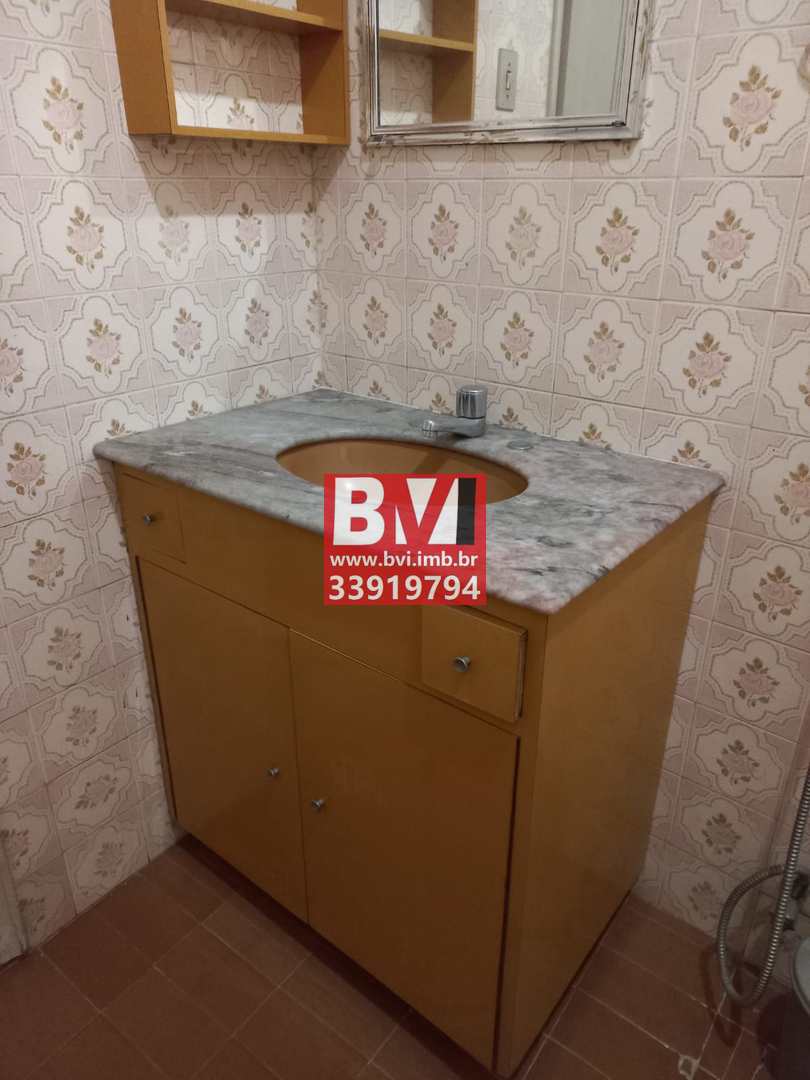 Casa à venda com 5 quartos, 250m² - Foto 9