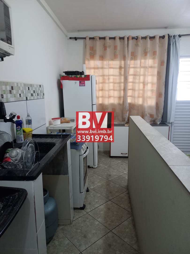 Casa à venda com 2 quartos, 78m² - Foto 7