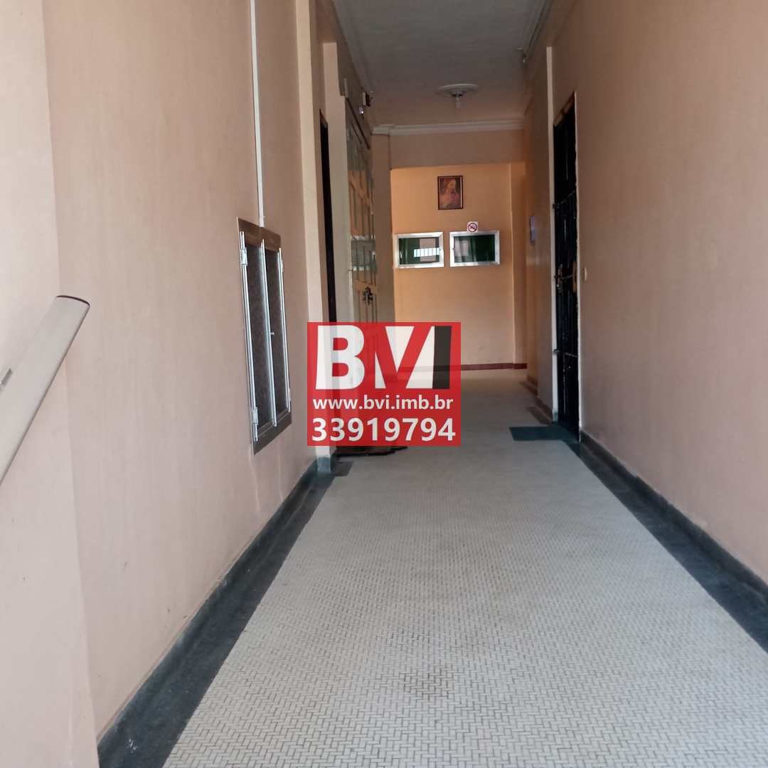 Apartamento à venda com 2 quartos, 70m² - Foto 13