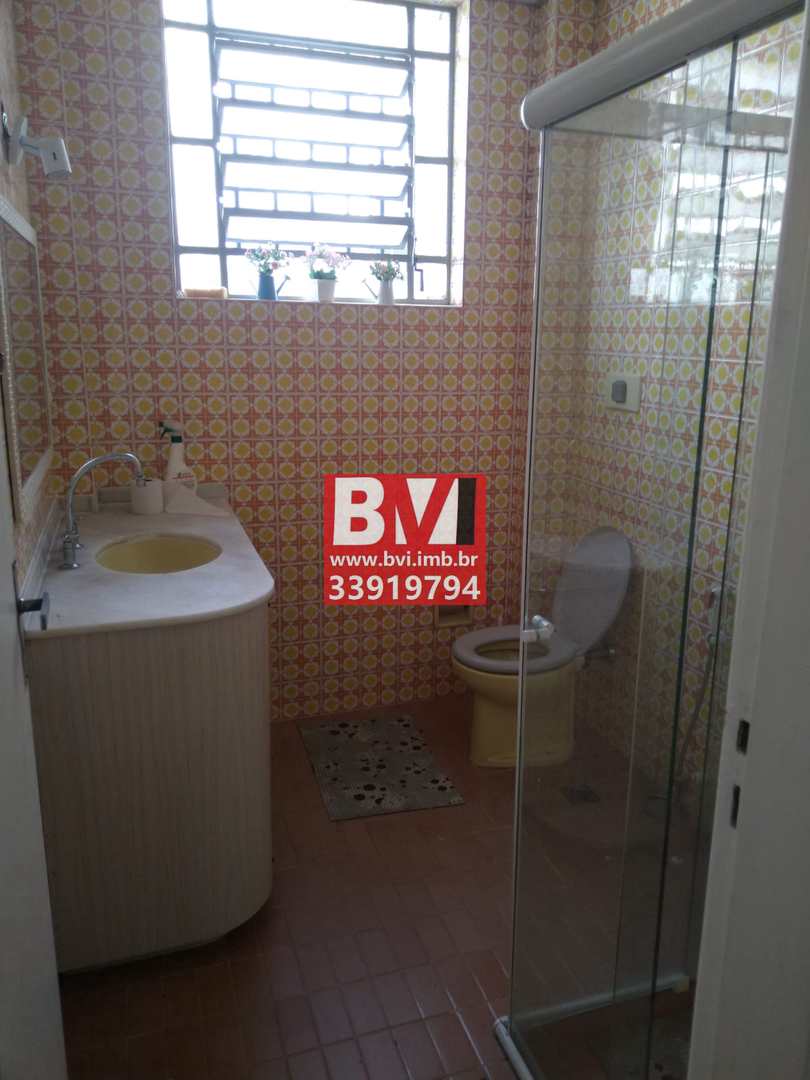 Casa à venda com 4 quartos, 200m² - Foto 15