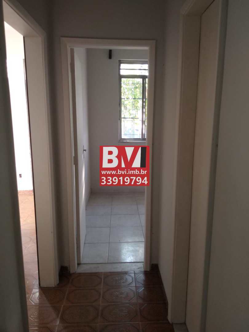 Casa à venda com 4 quartos, 200m² - Foto 14