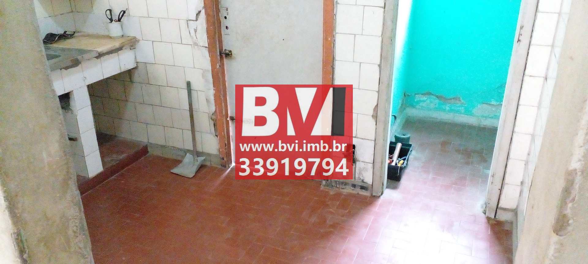 Casa à venda com 3 quartos, 90m² - Foto 2