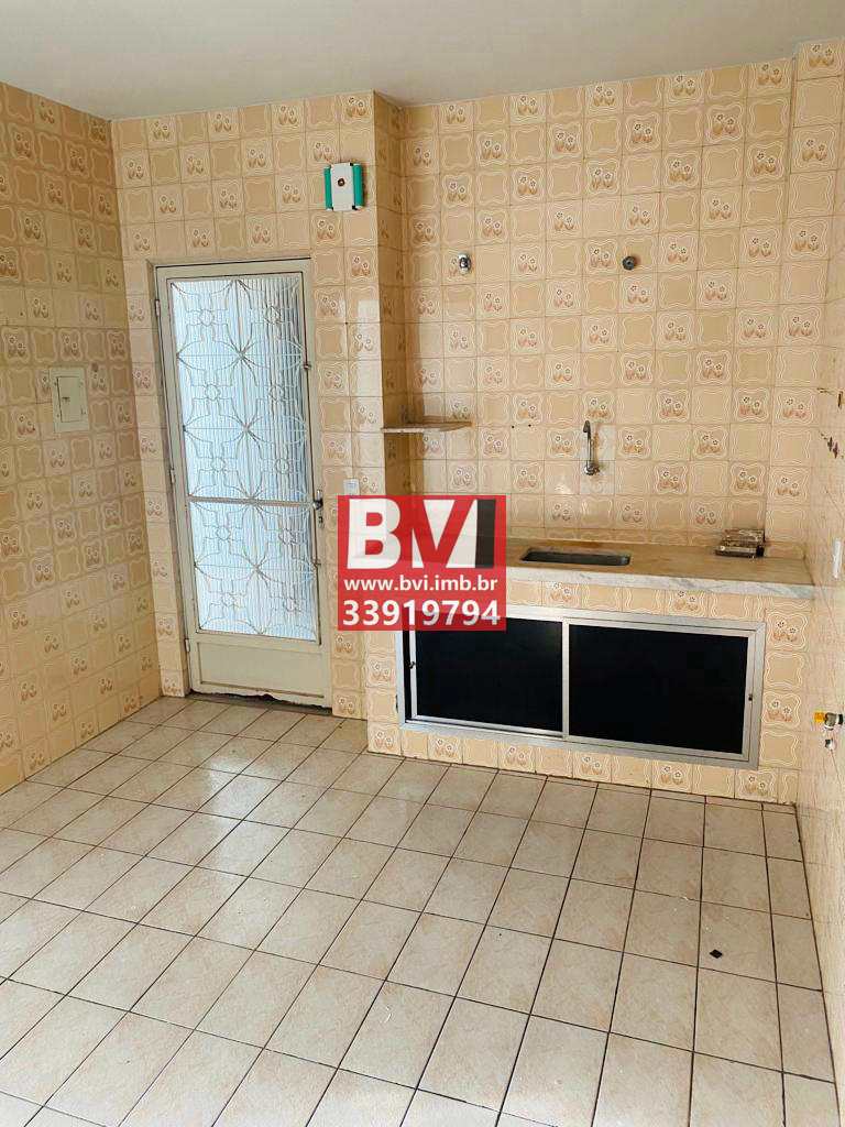 Apartamento à venda com 2 quartos, 75m² - Foto 18