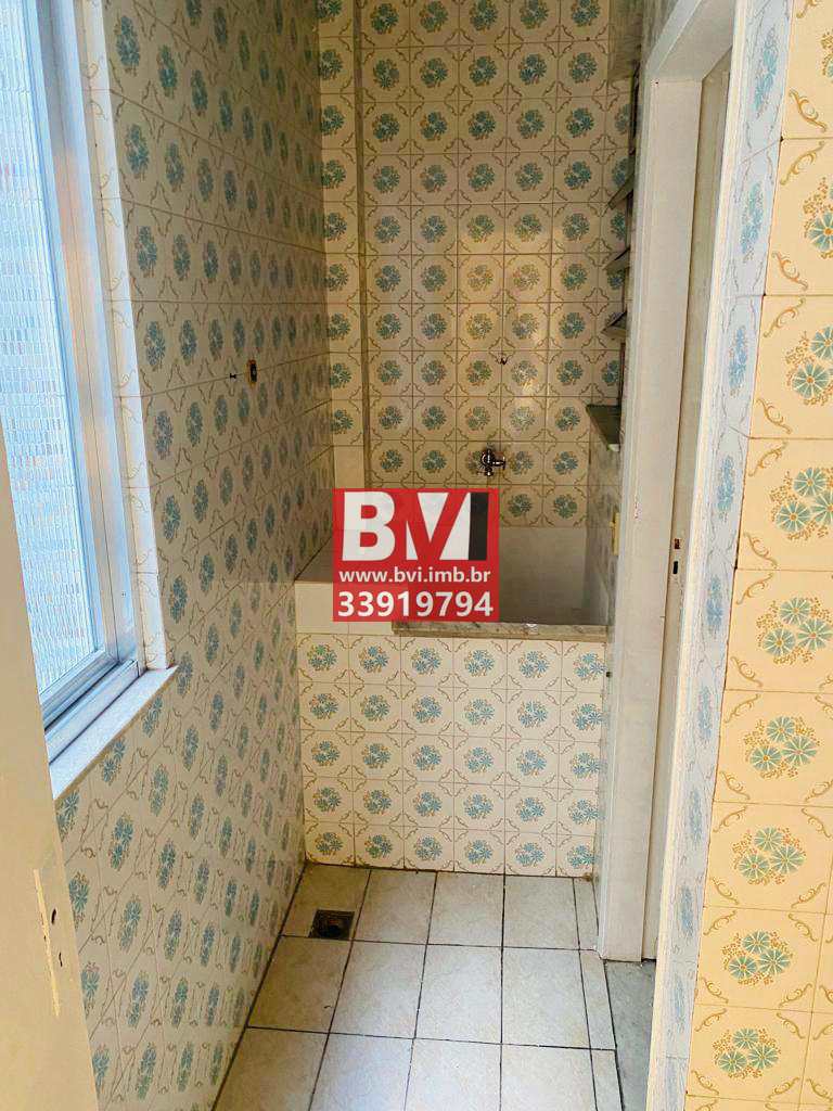 Apartamento à venda com 2 quartos, 75m² - Foto 20