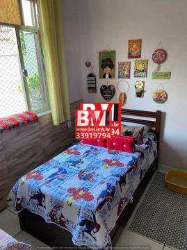 Casa à venda com 2 quartos, 90m² - Foto 11