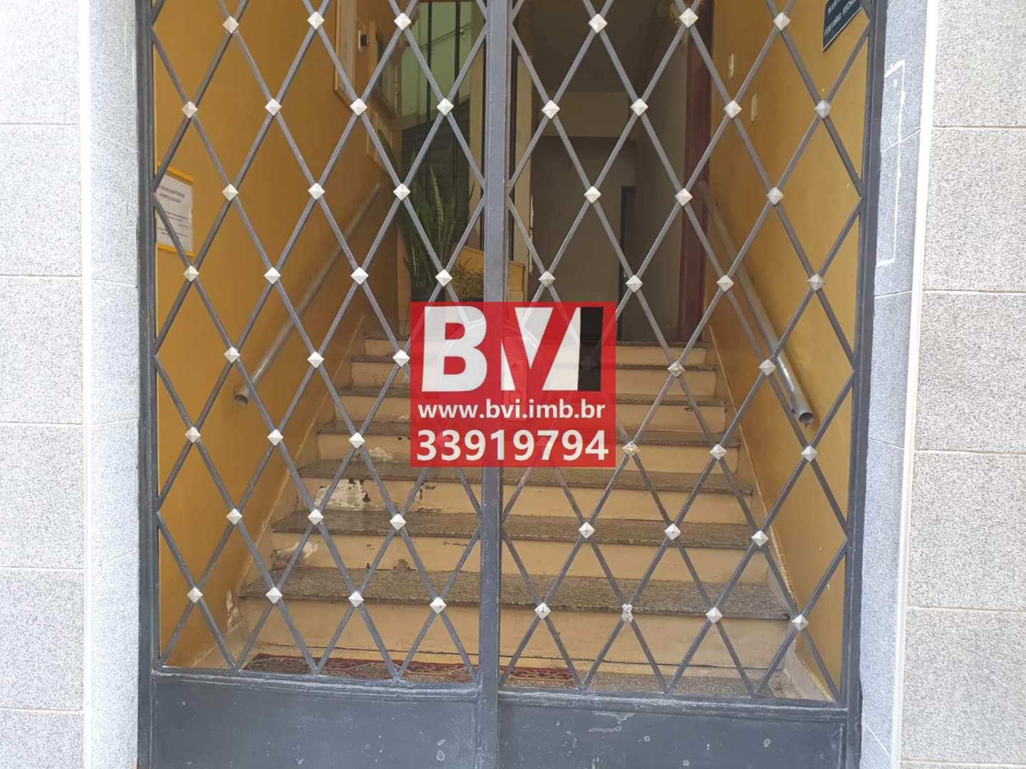 Apartamento à venda com 3 quartos, 50m² - Foto 1