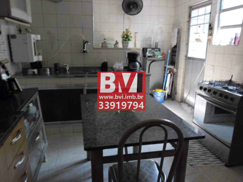 Casa à venda com 3 quartos, 110m² - Foto 12