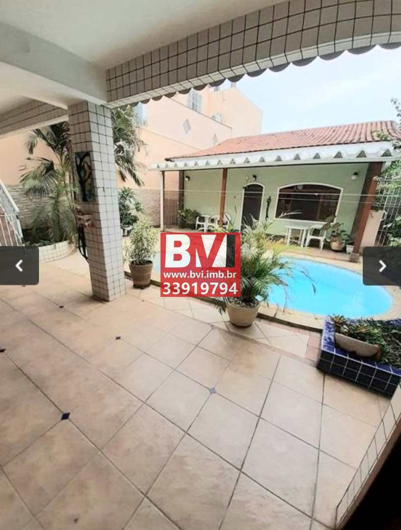 Casa à venda com 4 quartos, 140m² - Foto 6