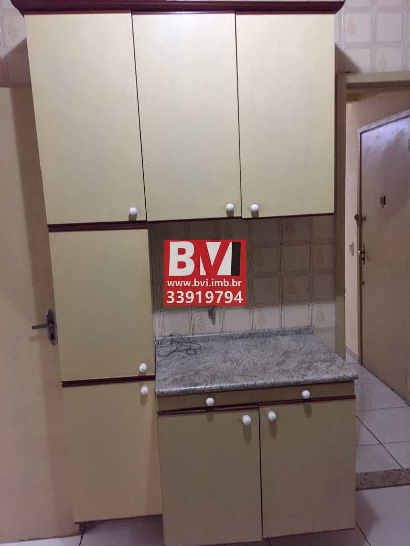 Apartamento à venda com 2 quartos, 65m² - Foto 15