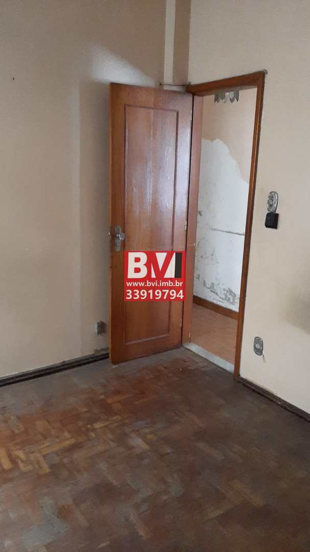 Apartamento à venda com 2 quartos, 70m² - Foto 8