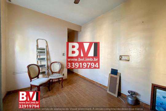 Apartamento à venda com 2 quartos, 70m² - Foto 3