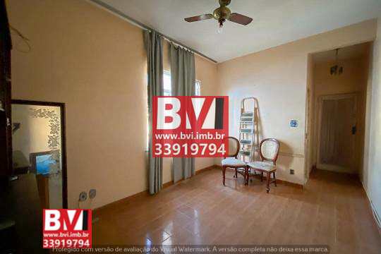 Apartamento à venda com 2 quartos, 70m² - Foto 4