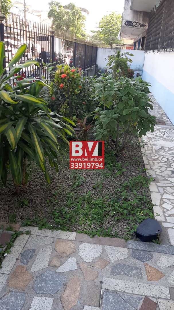 Apartamento à venda com 2 quartos, 70m² - Foto 29