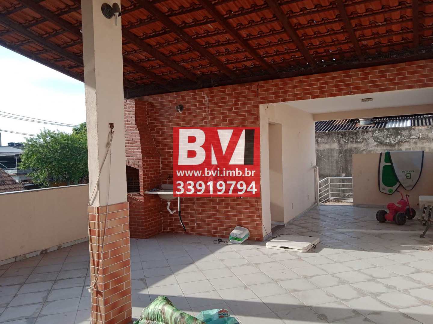 Casa à venda com 4 quartos, 60m² - Foto 4