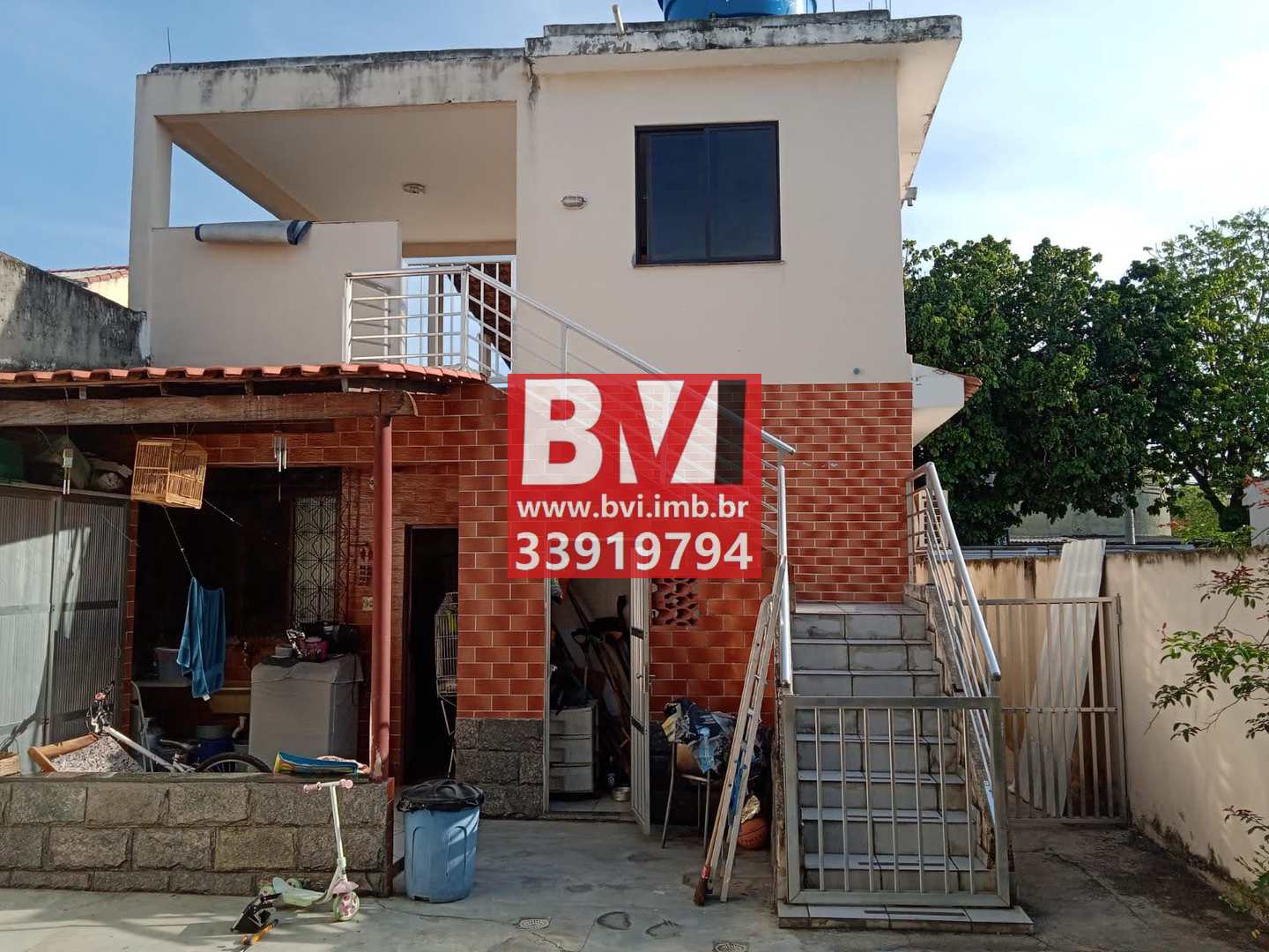 Casa à venda com 4 quartos, 60m² - Foto 2