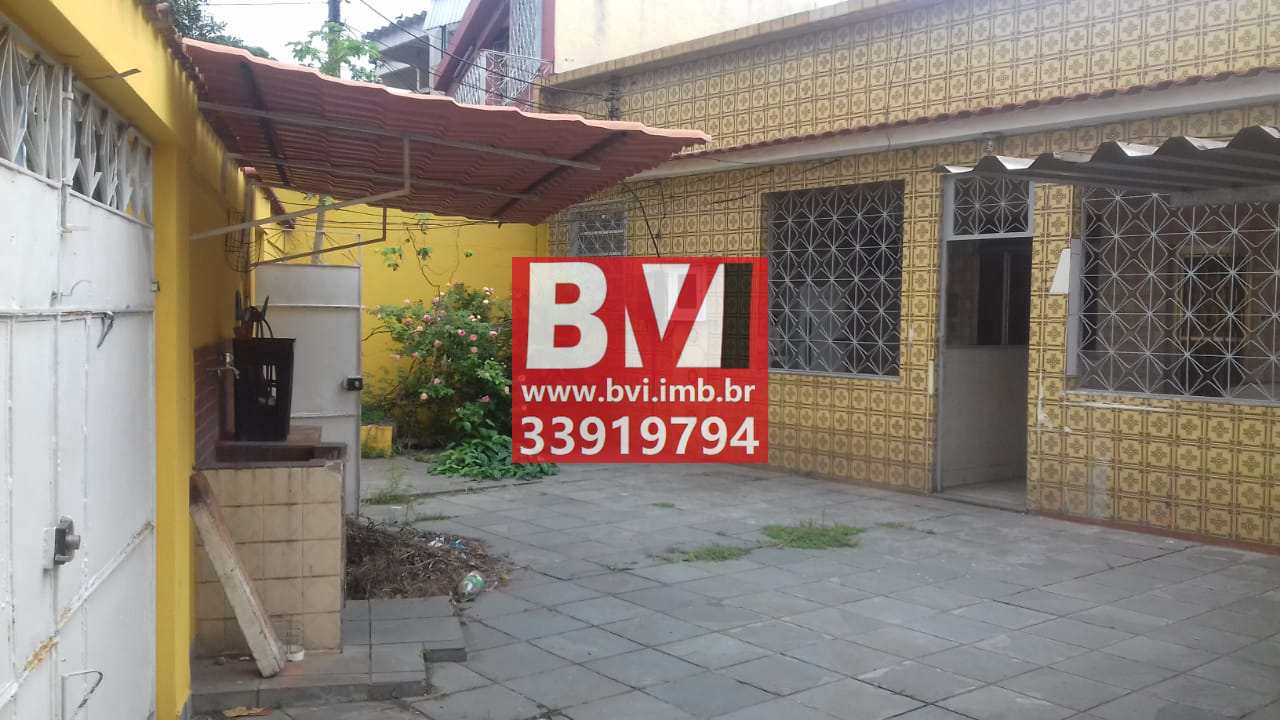 Casa à venda com 3 quartos, 100m² - Foto 2