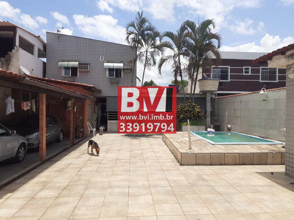 Casa à venda com 4 quartos, 91m² - Foto 1