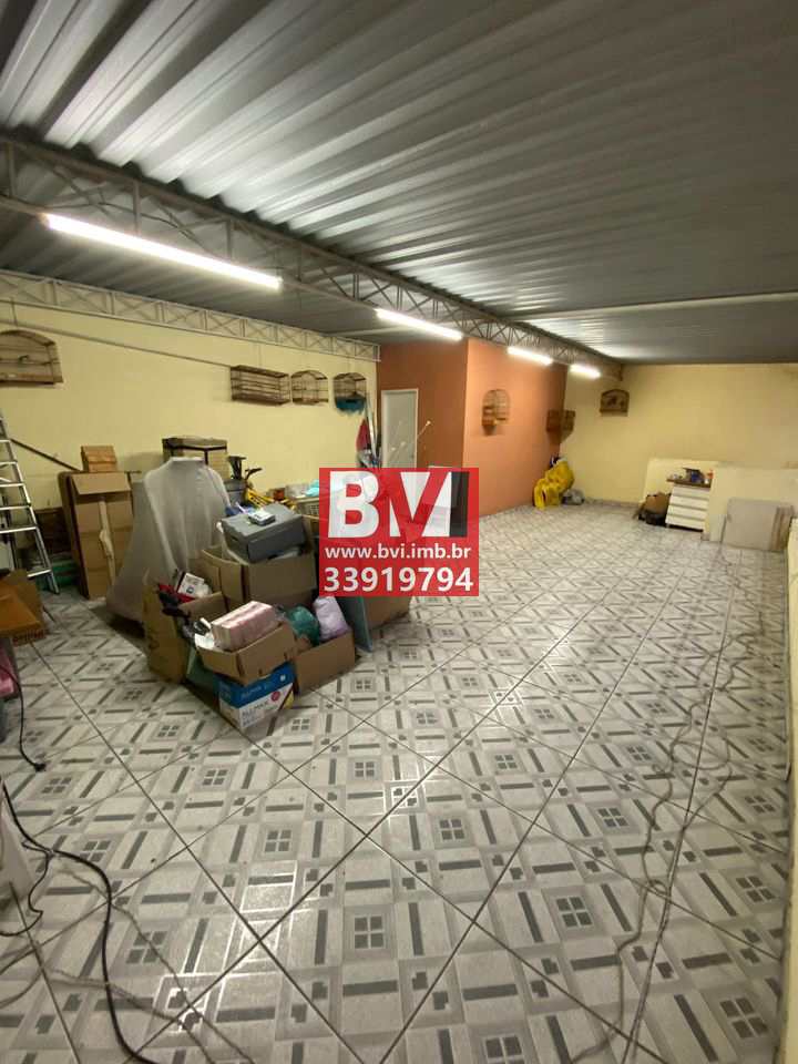 Casa à venda com 3 quartos, 210m² - Foto 34