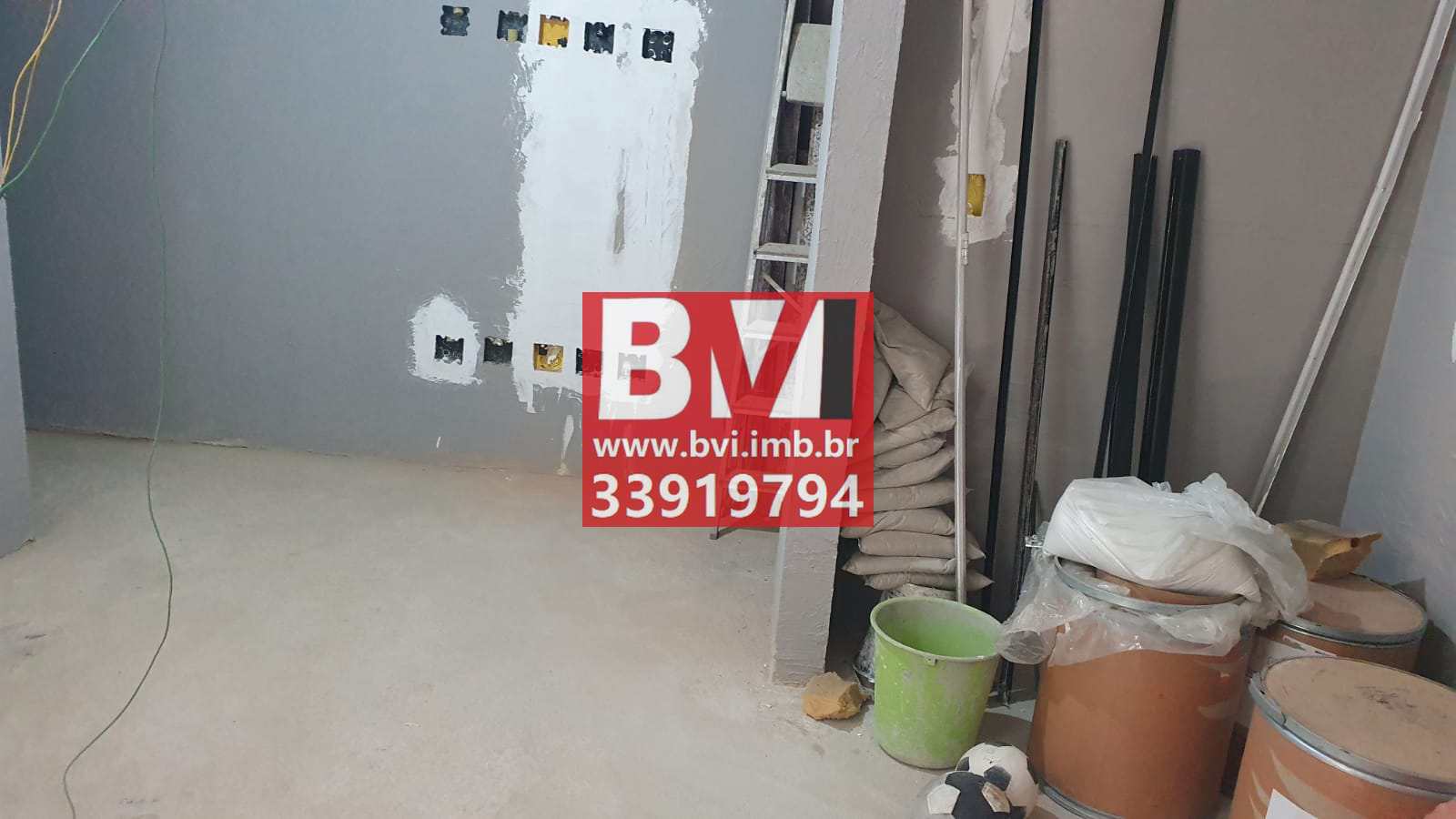 Casa à venda com 2 quartos, 399m² - Foto 13