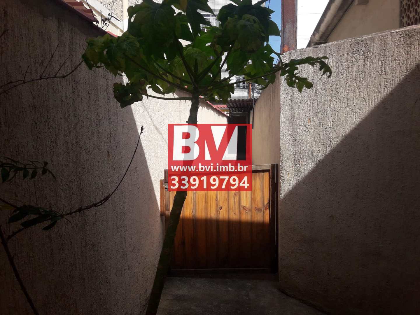 Casa à venda com 2 quartos, 59m² - Foto 4