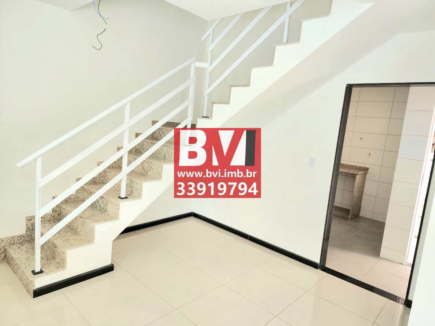 Casa à venda com 3 quartos, 80m² - Foto 12