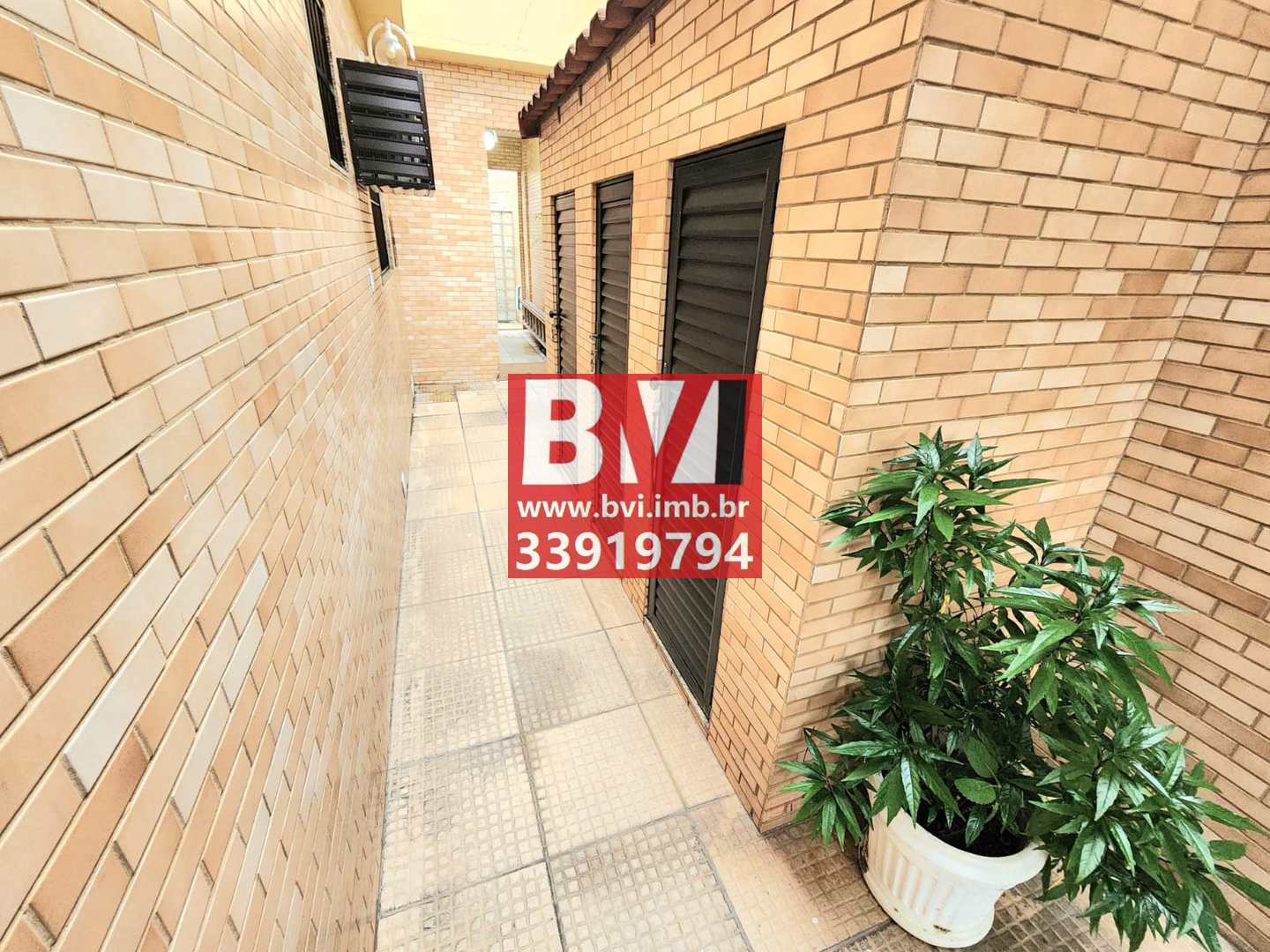 Casa à venda com 3 quartos, 300m² - Foto 18