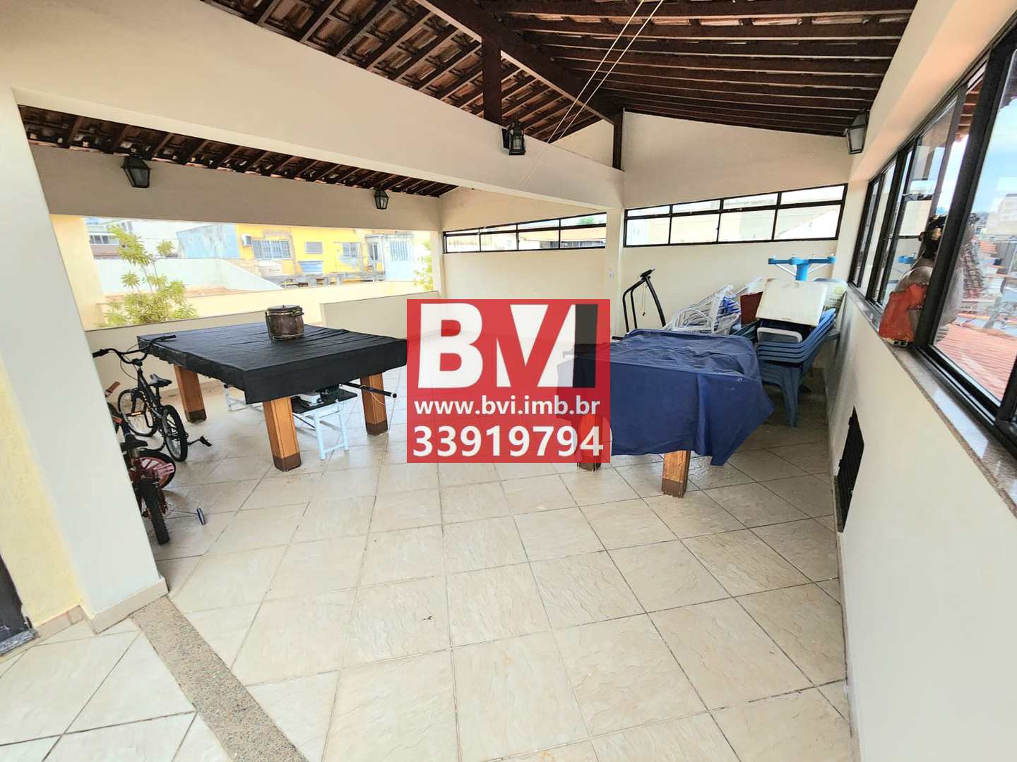 Casa à venda com 3 quartos, 300m² - Foto 32