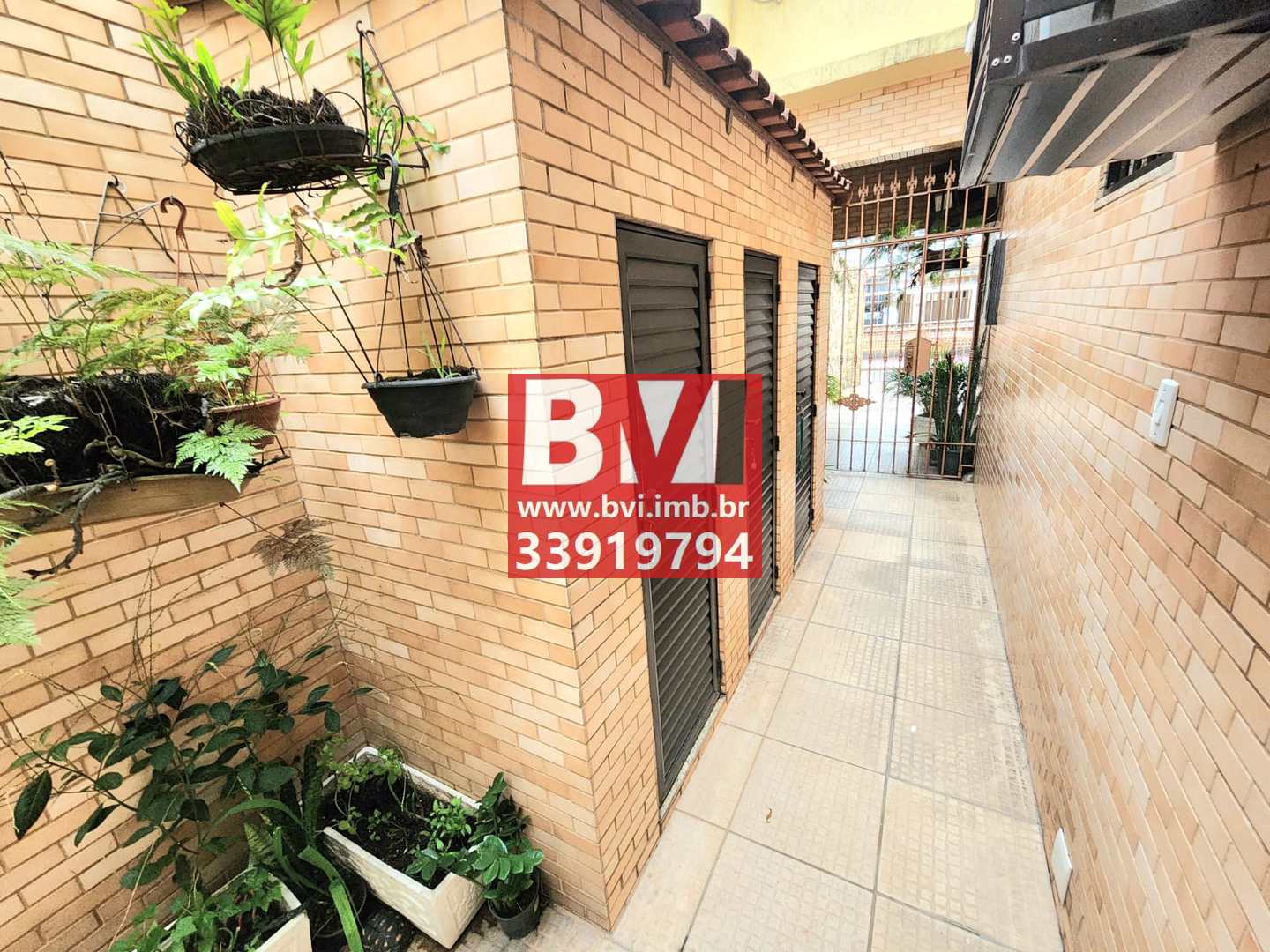 Casa à venda com 3 quartos, 300m² - Foto 17