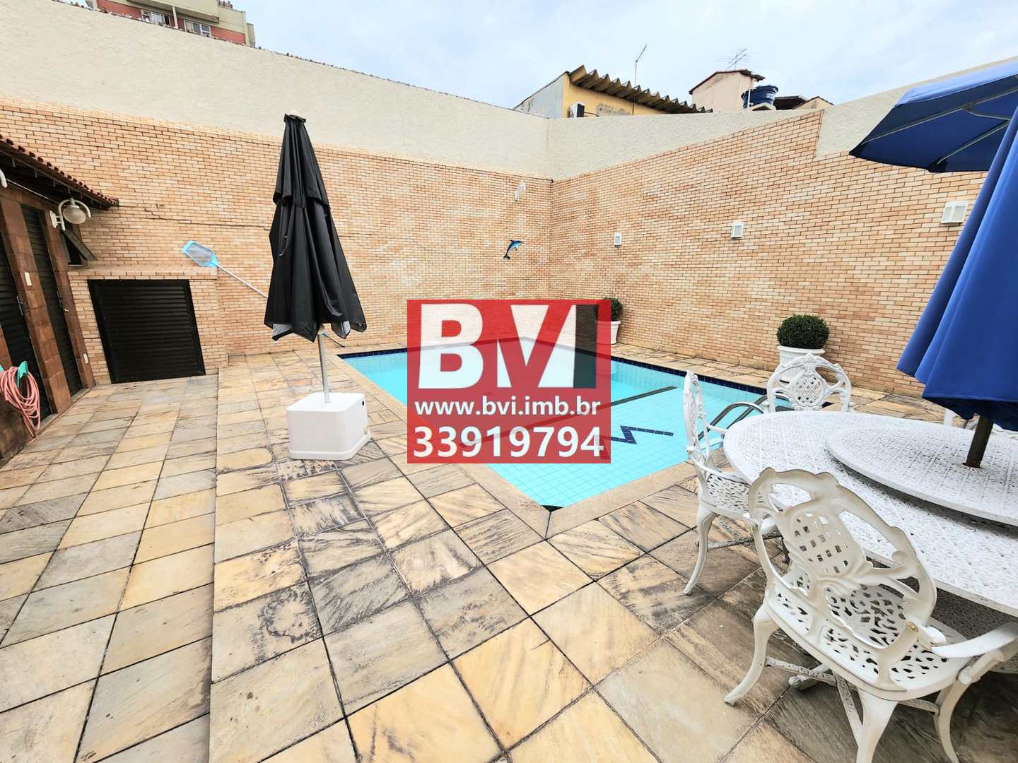 Casa à venda com 3 quartos, 300m² - Foto 5