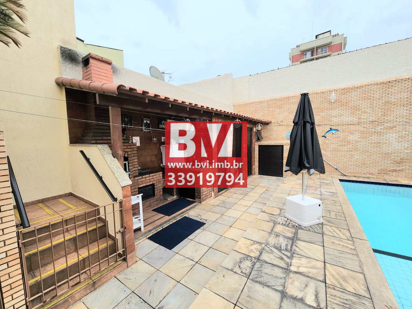 Casa à venda com 3 quartos, 300m² - Foto 9