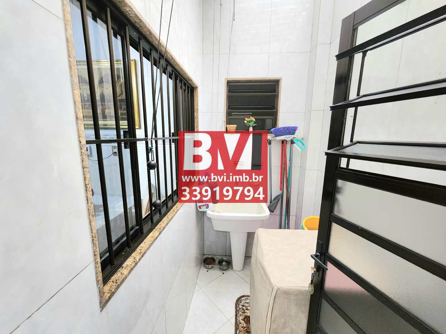 Casa à venda com 3 quartos, 300m² - Foto 46