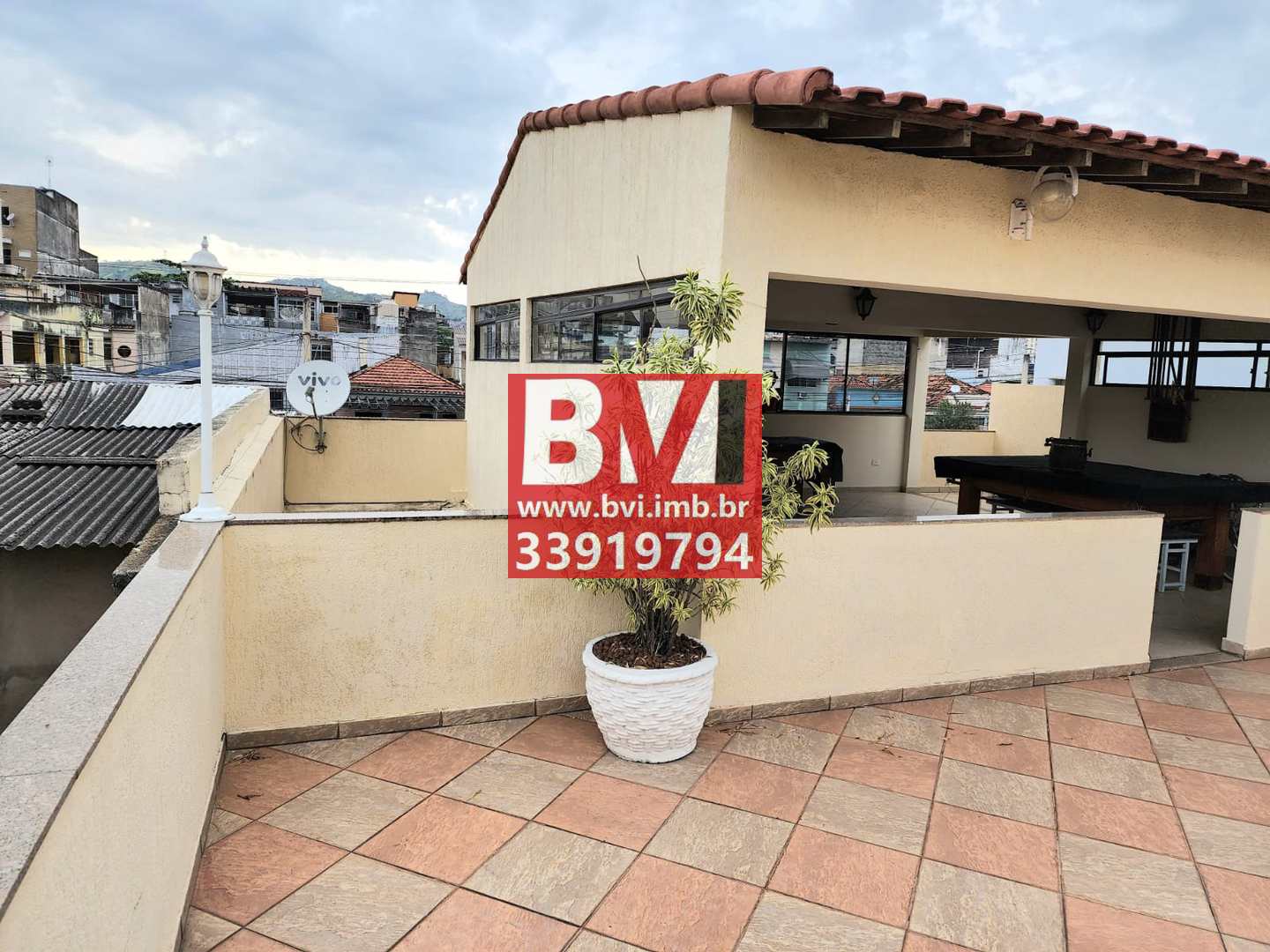 Casa à venda com 3 quartos, 300m² - Foto 23