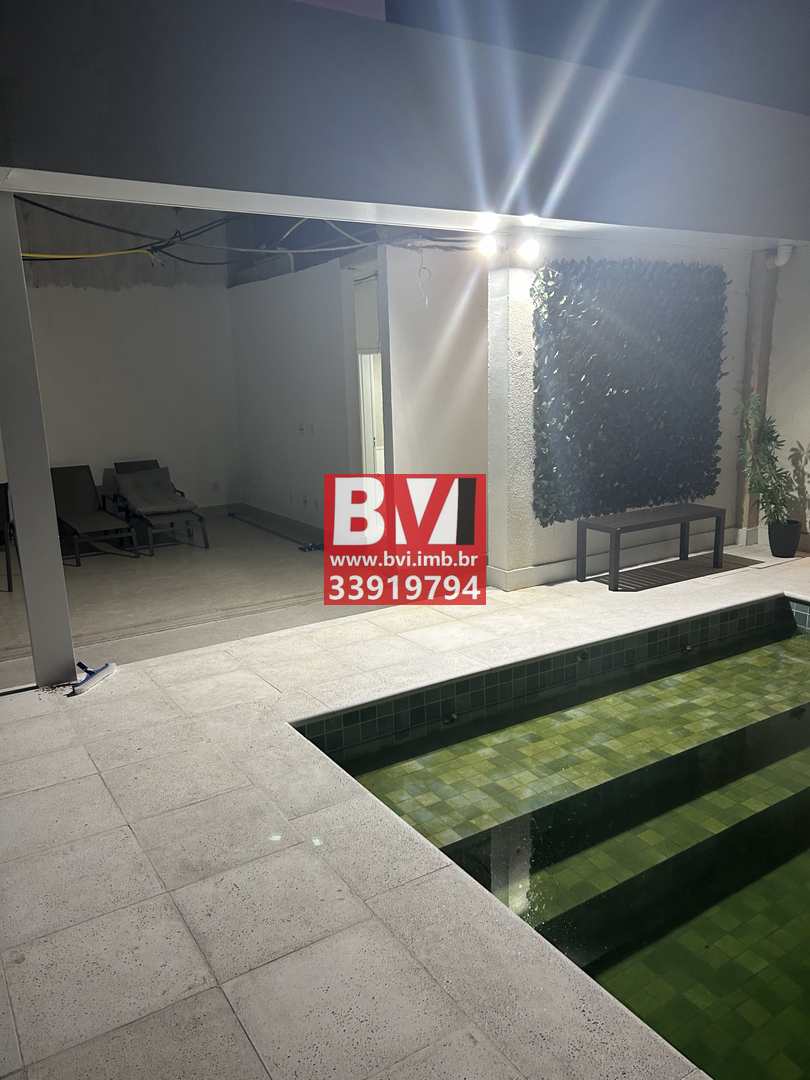 Casa à venda com 3 quartos, 288m² - Foto 7