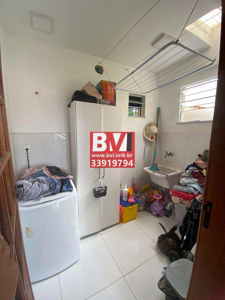 Casa à venda com 3 quartos, 70m² - Foto 17