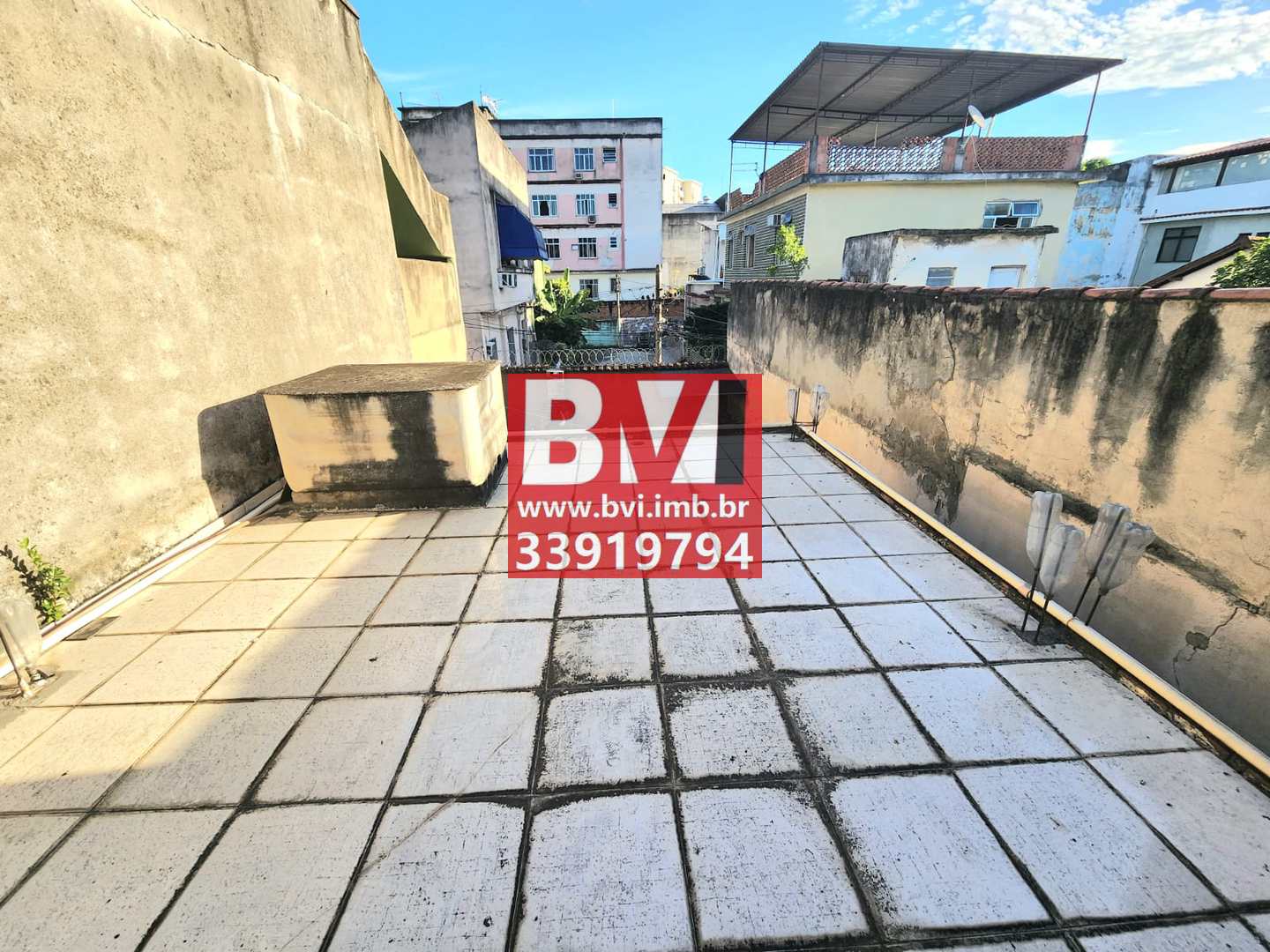 Casa à venda com 2 quartos, 160m² - Foto 2