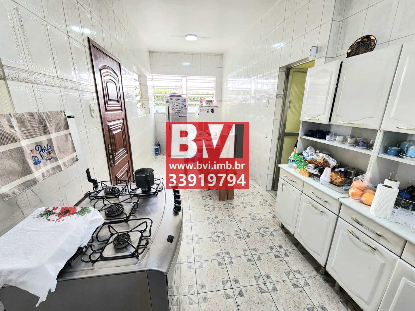 Casa à venda com 7 quartos, 300m² - Foto 28