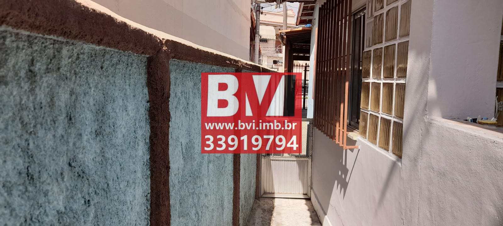 Casa à venda com 3 quartos, 80m² - Foto 2