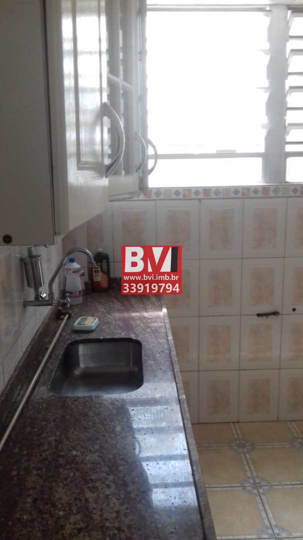 Apartamento à venda com 2 quartos, 80m² - Foto 17