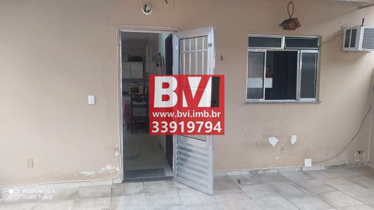 Casa à venda com 3 quartos, 80m² - Foto 4