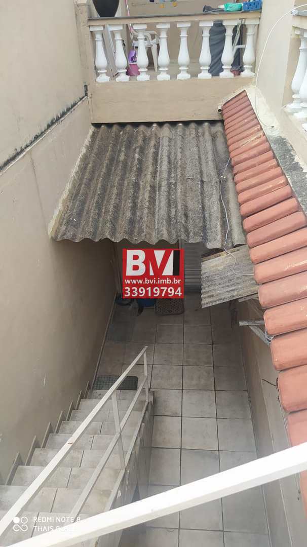 Casa à venda com 3 quartos, 80m² - Foto 11