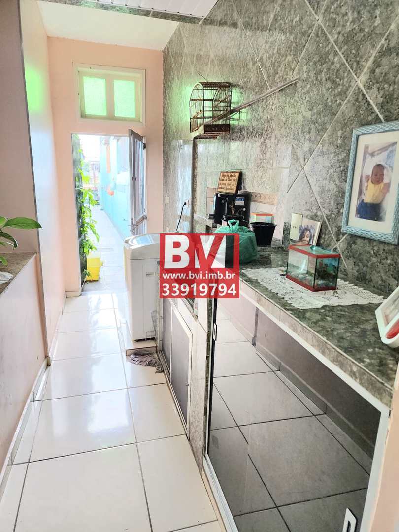 Casa à venda com 4 quartos, 320m² - Foto 10