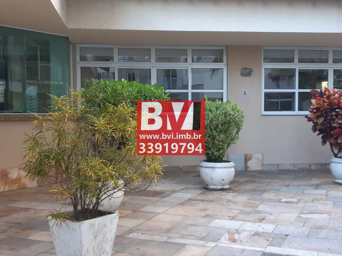 Apartamento à venda com 3 quartos, 70m² - Foto 2