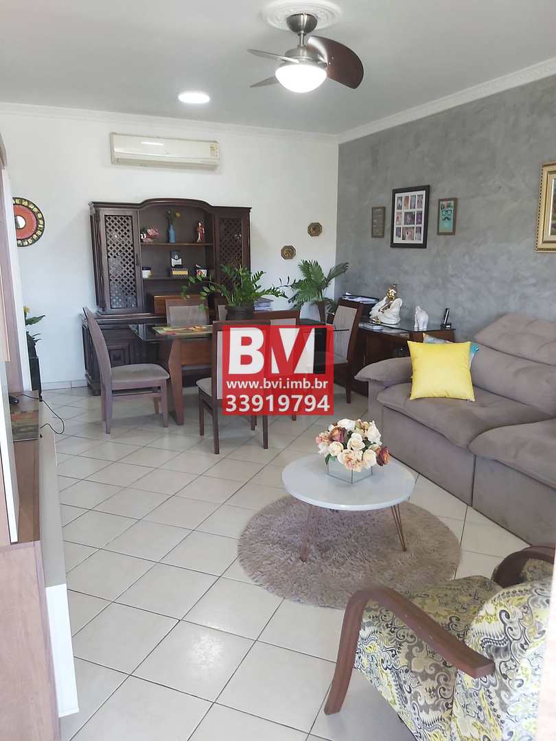 Casa à venda com 5 quartos, 240m² - Foto 25