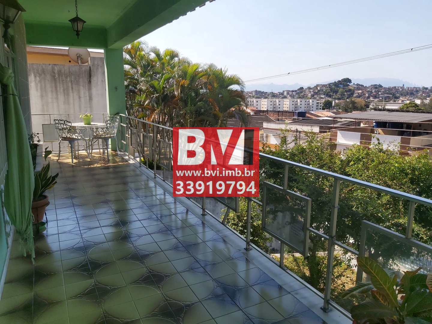 Casa à venda com 5 quartos, 240m² - Foto 4