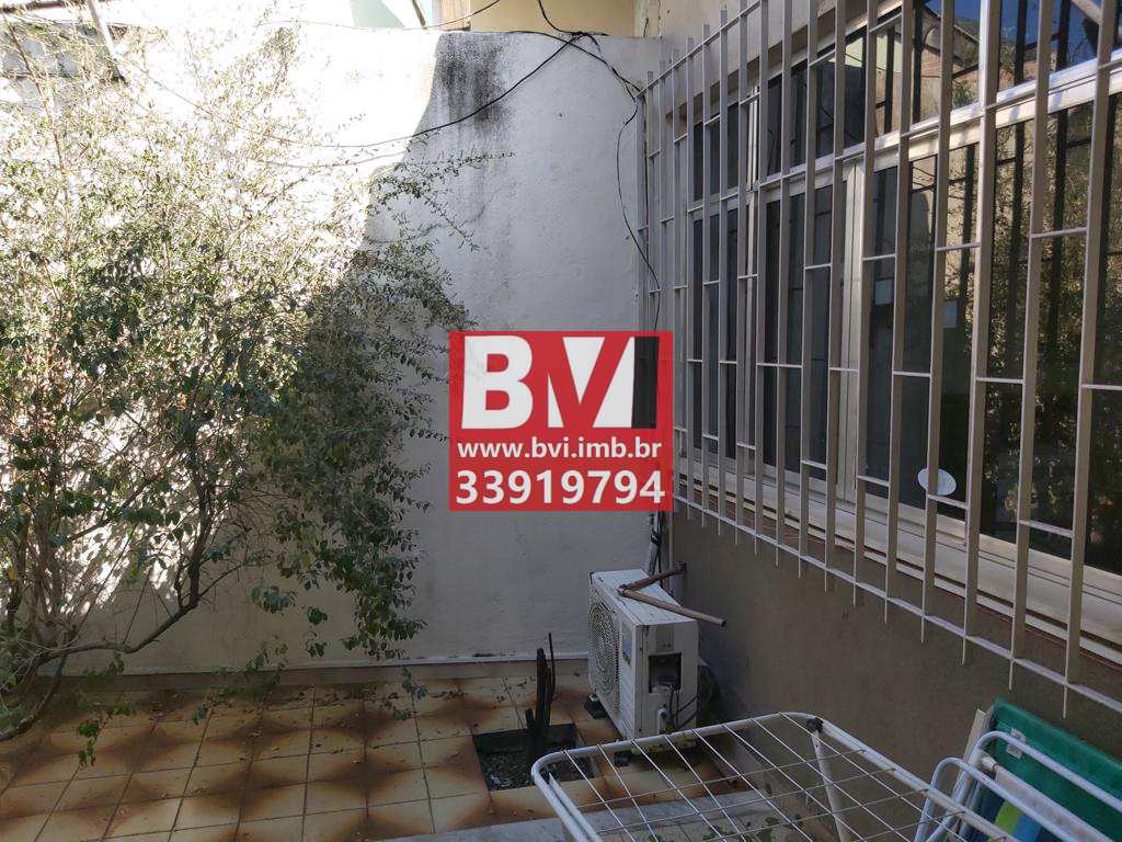 Casa à venda com 5 quartos, 240m² - Foto 19