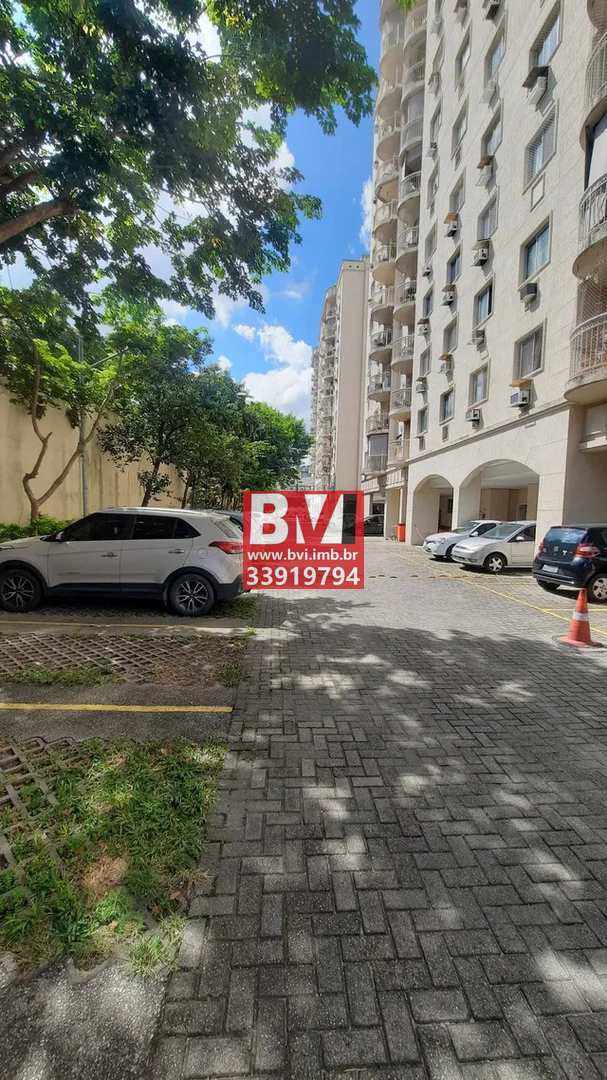 Apartamento à venda com 2 quartos, 60m² - Foto 2