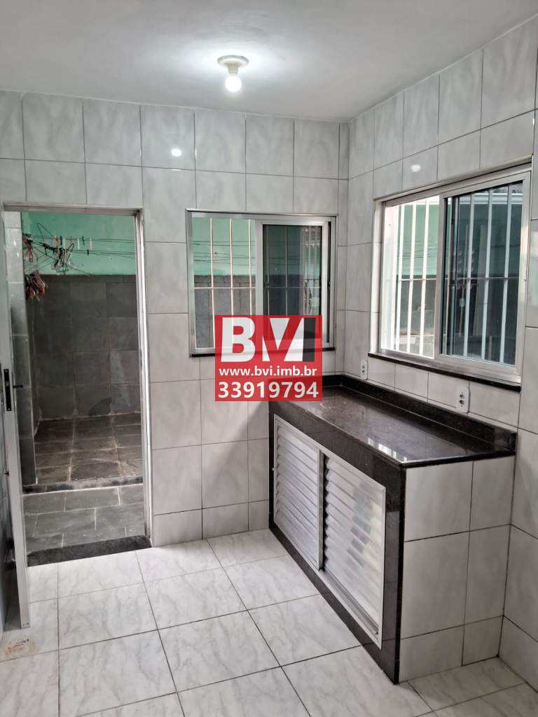 Casa à venda com 3 quartos, 90m² - Foto 16