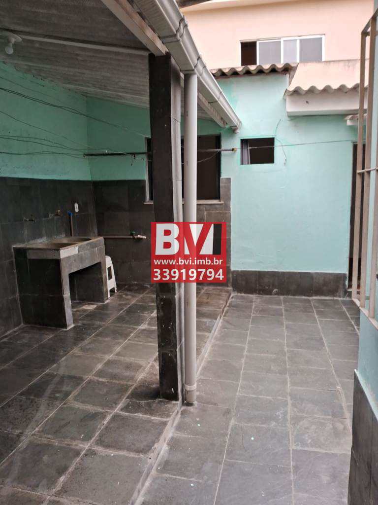 Casa à venda com 3 quartos, 90m² - Foto 10