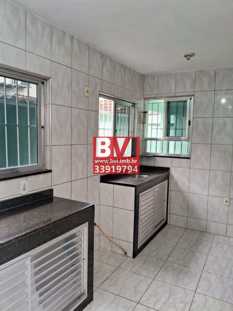 Casa à venda com 3 quartos, 90m² - Foto 15