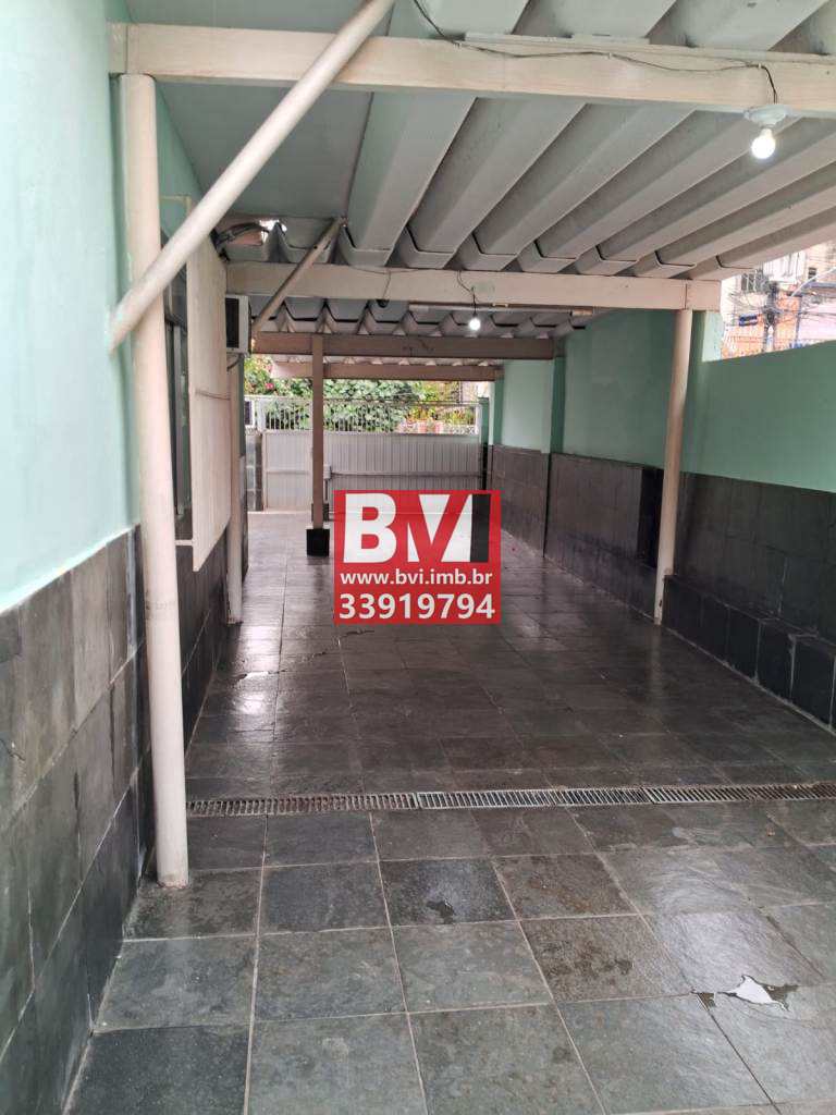 Casa à venda com 3 quartos, 90m² - Foto 8